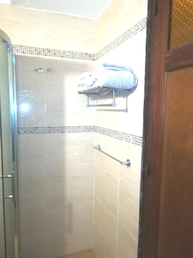 Private Room In Beautiful Home Монтевидео Экстерьер фото