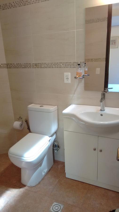 Private Room In Beautiful Home Монтевидео Экстерьер фото